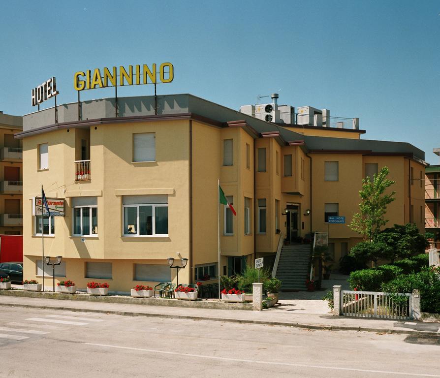 Hotel Giannino Porto Recanati Exterior foto